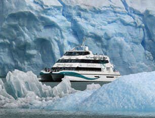 Glaciares Gourmet tour in barca