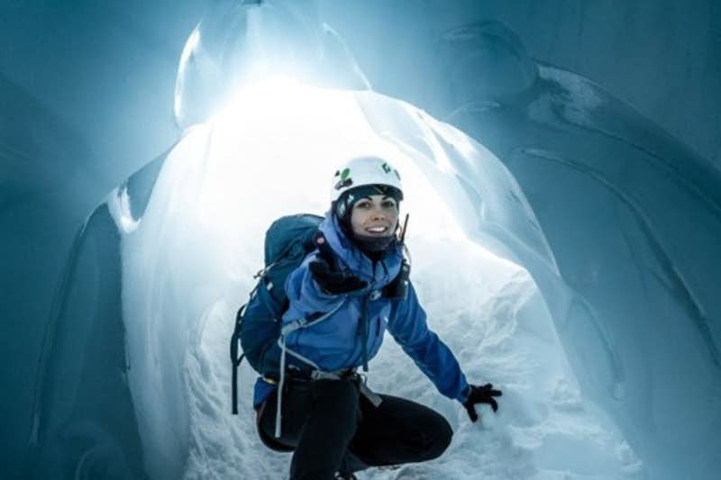 randonnée dans la grotte de glace de skaftafell